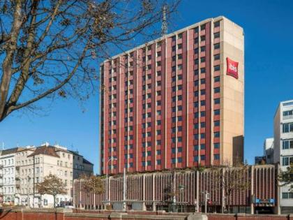 Ibis Wien Mariahilf - image 1