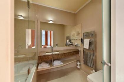 Hotel Pension Baronesse - image 15