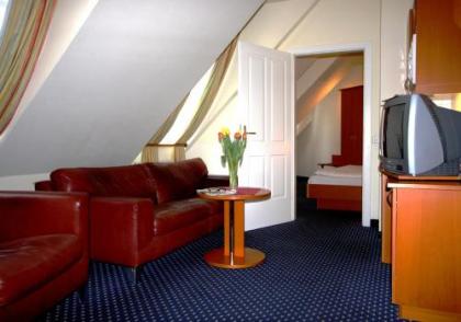 Suite Hotel 900 m zur Oper - image 16