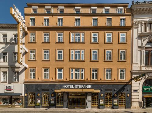 Hotel Stefanie - image 5