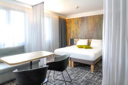 Novotel Suites Wien City Donau Hotel - image 18