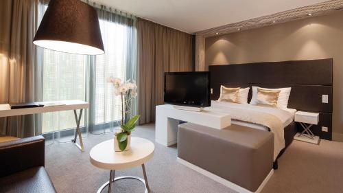 DoubleTree by Hilton Vienna Schonbrunn - image 7