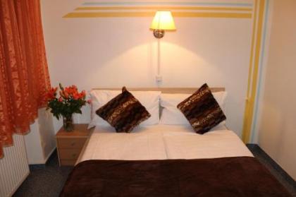 Westend City Hostel - image 4