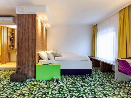 Ibis Styles Wien City - image 10