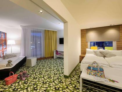 Ibis Styles Wien City - image 12