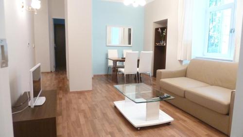 Nove Boutique Apartments - image 5