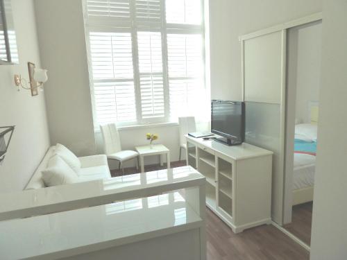 Nove Boutique Apartments - image 7