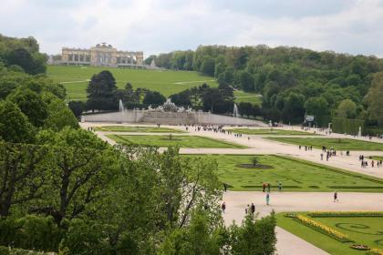 Schloß Schönbrunn Grand Suite - image 8