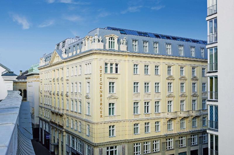 Steigenberger Hotel Herrenhof - main image