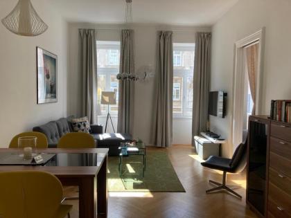 Apartment Vienna Living - image 12