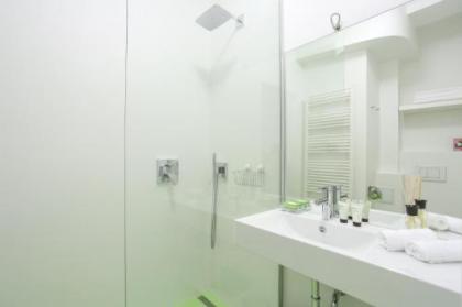 Green Mango City Condo - image 10