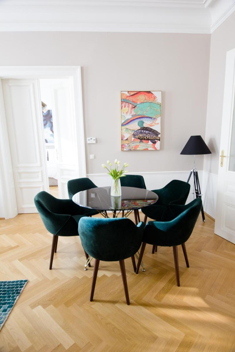 Studio Apartments Urania - main image