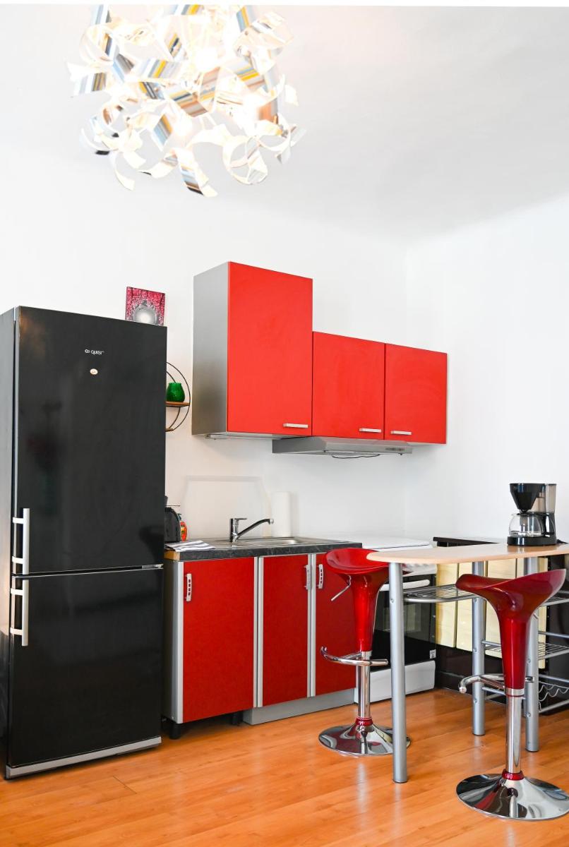 Modern Apartment Westbahnhof - image 6