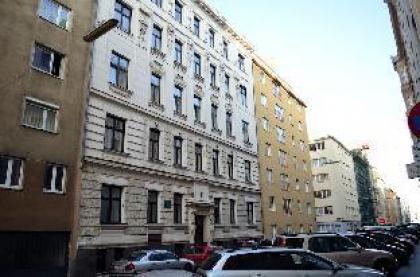 GoVienna Belvedere Apartment - image 17