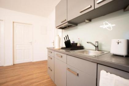 Two bedrooms family boutique apartment - image 7