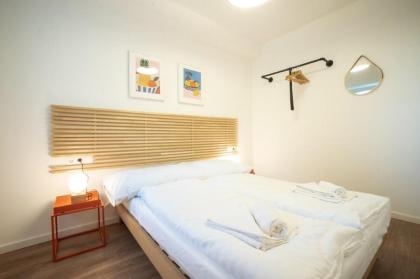 Two bedrooms family boutique apartment - image 8