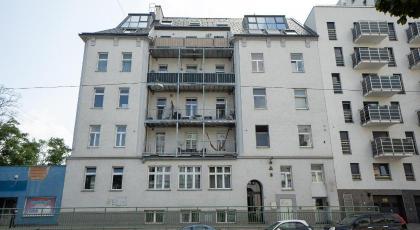 Sunny apartment in Leopoldstad terrace with grill - image 19