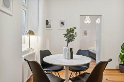 Center Wien designer central modern apartment - image 18