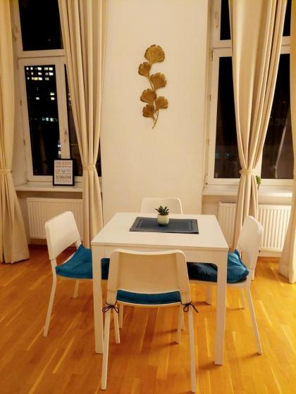 Cozy Vienna City Apartment 40m2 in central & beautiful family area right at subway & park - image 15