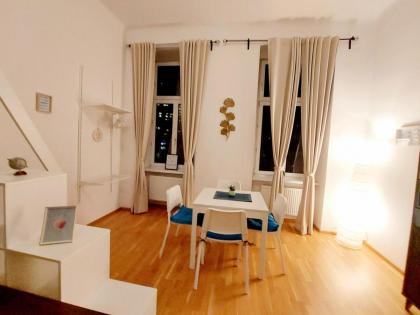 Cozy Vienna City Apartment 40m2 in central & beautiful family area right at subway & park - image 17