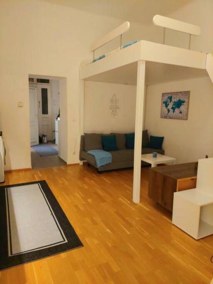 Cozy Vienna City Apartment 40m2 in central & beautiful family area right at subway & park - image 9