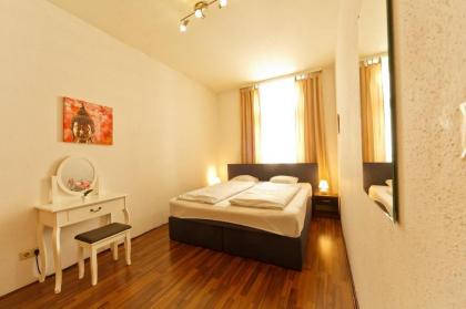 Apartment No. 3 near Vienna Sch¿nbrunn Westbahnhof - image 8