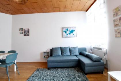 Redyard Modern Apartment - image 12