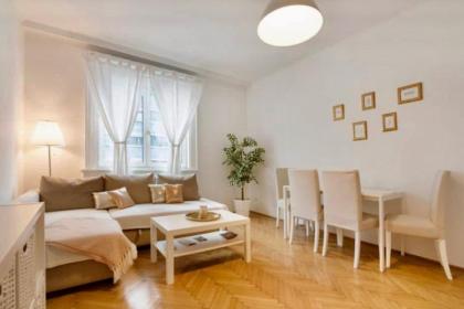 Apartment in the best location in the city center Viena Austria - image 11